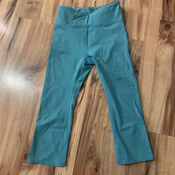 FP Movement by Free People Pants - FP Movement by Free People Genesis Scallop Leggings Sz XS